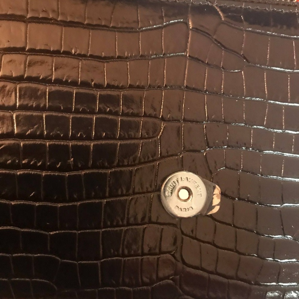 SOLD YSL Kate Wallet on Chain Croc-Embossed Navy - Picture 2 of 8